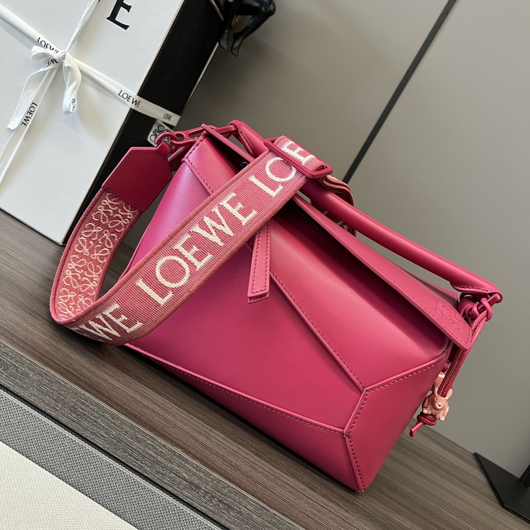 Loewe Puzzle Bags